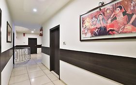 Hotel O Park Inn
